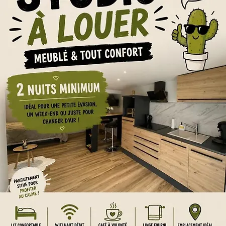 Aux Pieds Des Stations, Velos, Motos Et Rando